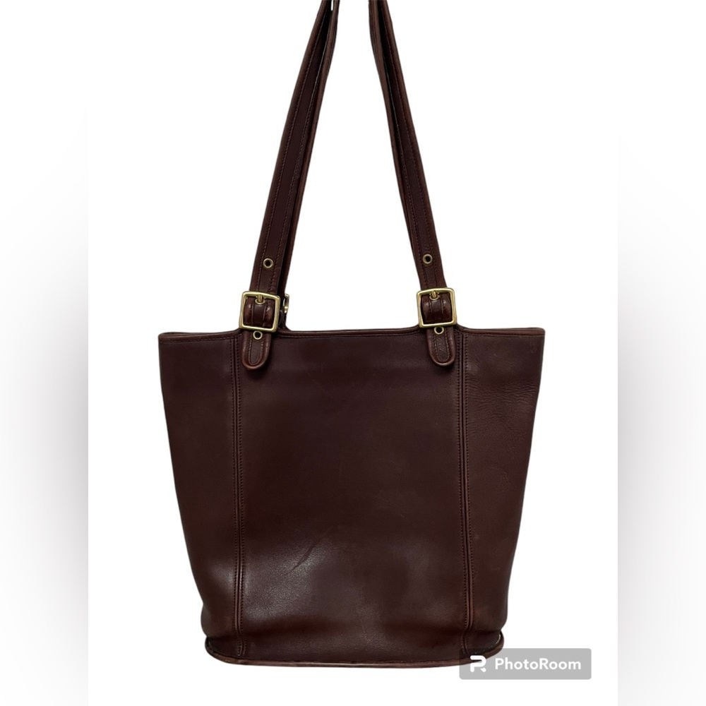 Vintage chocolate brown Coach purse.